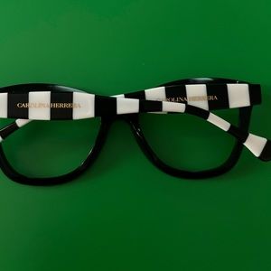 Carolina Herrera glasses